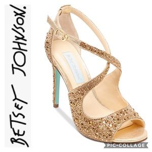 🆕 Blue by Betsey Johnson Bayli Gold Dress Shoes